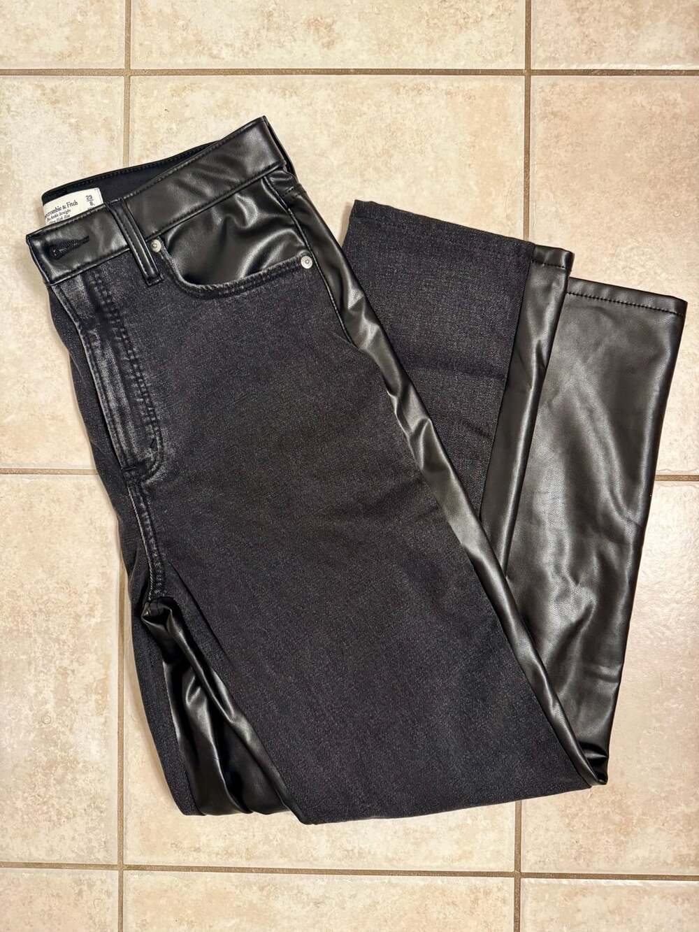 Abercrombie & Fitch The Ankle Straight Ultra High Rise Leather Mixed Size 29/8L
